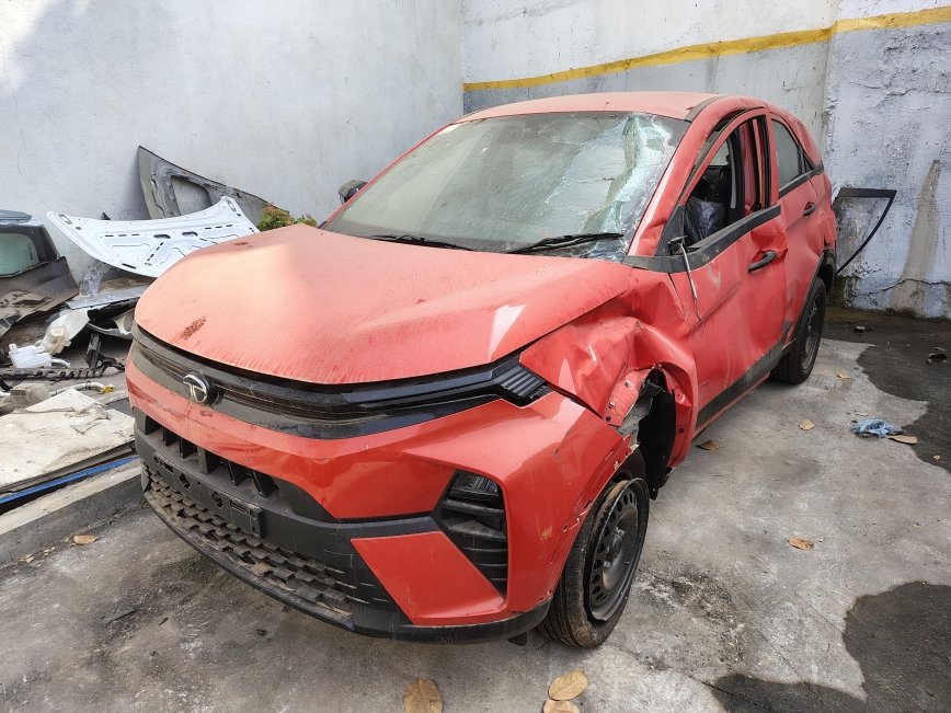 Disposal of Transit Damaged ( Accidental) Vehicles, TATA NEXON CNG SMART +